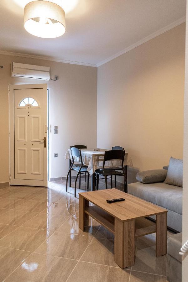 John'S Apartment'S Near Athens Airport!! Spáta Eksteriør billede